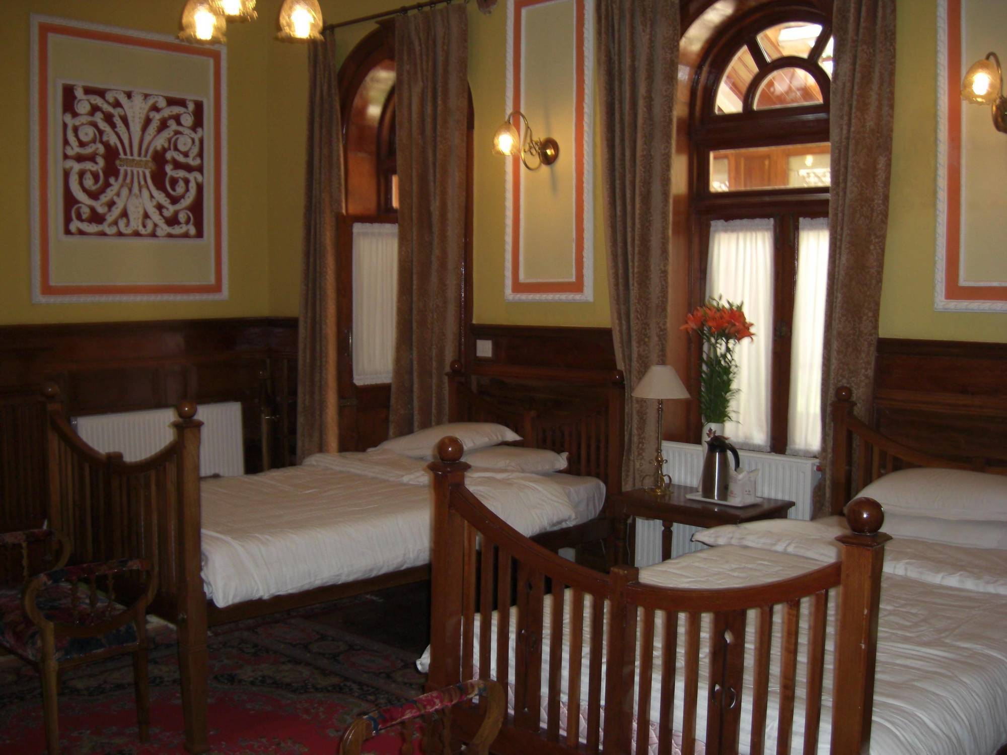 Welcomheritage Fernhills Royal Palace Ooty Exterior foto